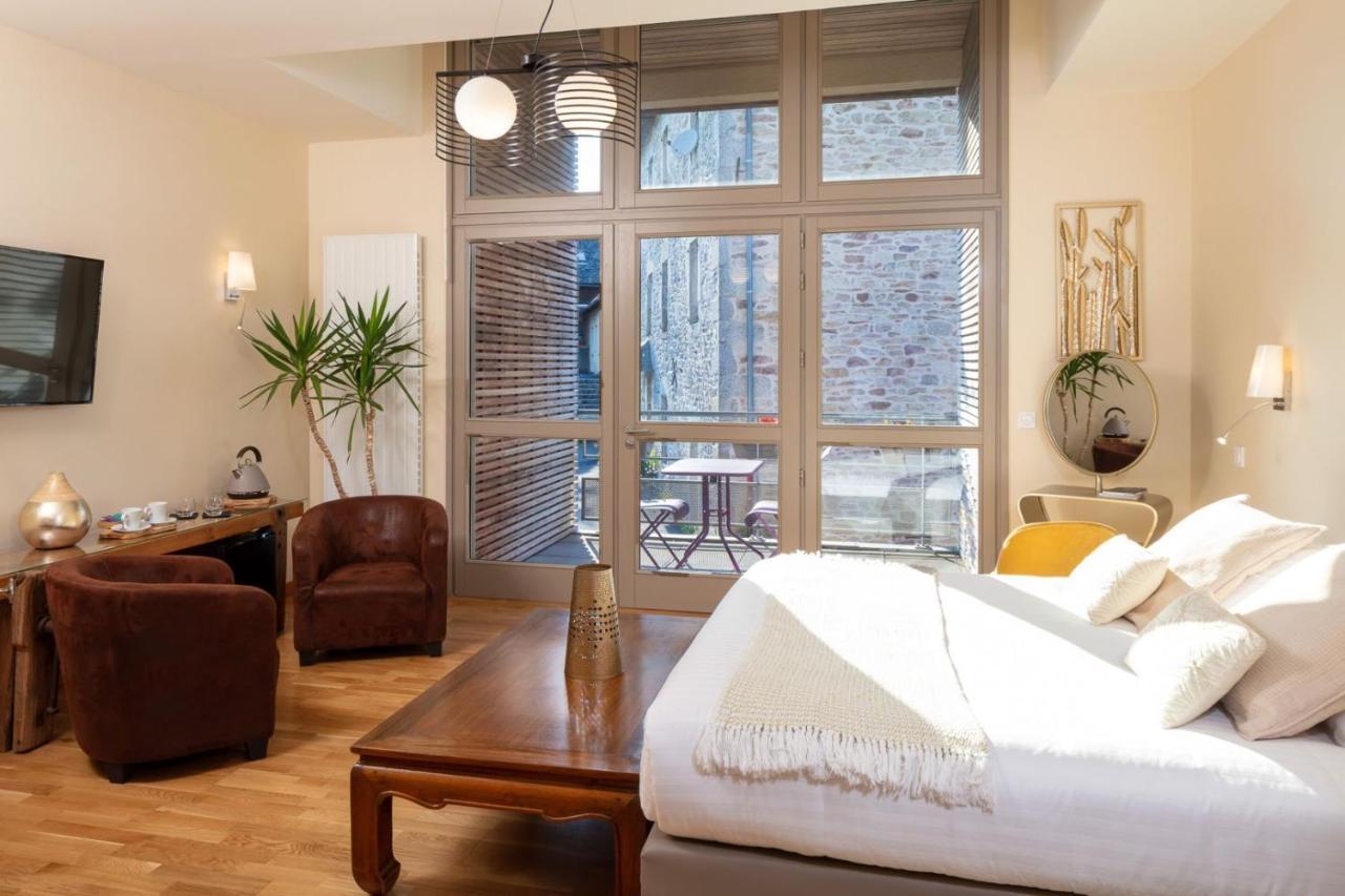 Hotel Demeures & Chateaux De La Tour - & Restaurants - Auvergne 4*